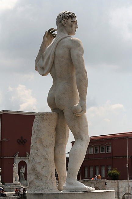 Stadio dei marmi 104